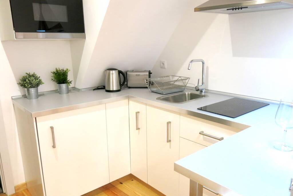 Apartment Beautiful In Mouraria Lissabon